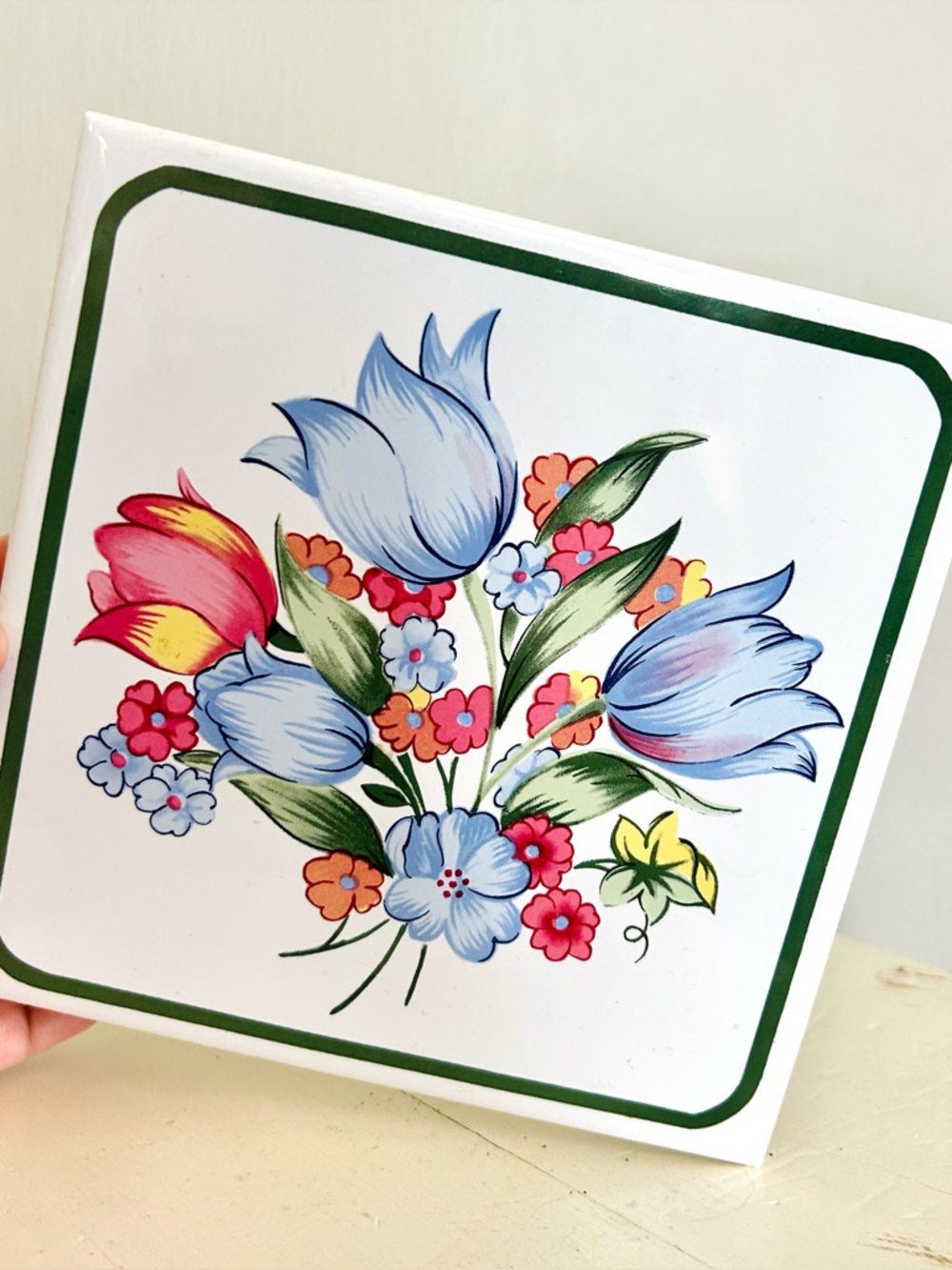 Vintage Kitchen Tulip Trivet Hanging